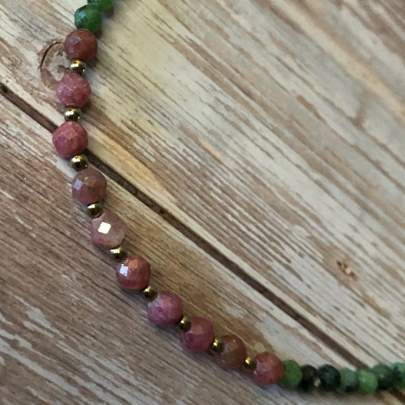 Collier JAGMAG en Zoïsite rubis, Hématite et Rhodonite