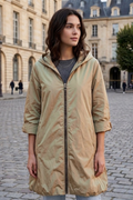 Veste imperméable mi-longue à manches 3/4 ton caramel irisé