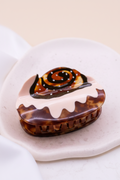 jolie pince pour cheveux au style suédois roulé à la cannelle gourmand - MokAïko&Co
