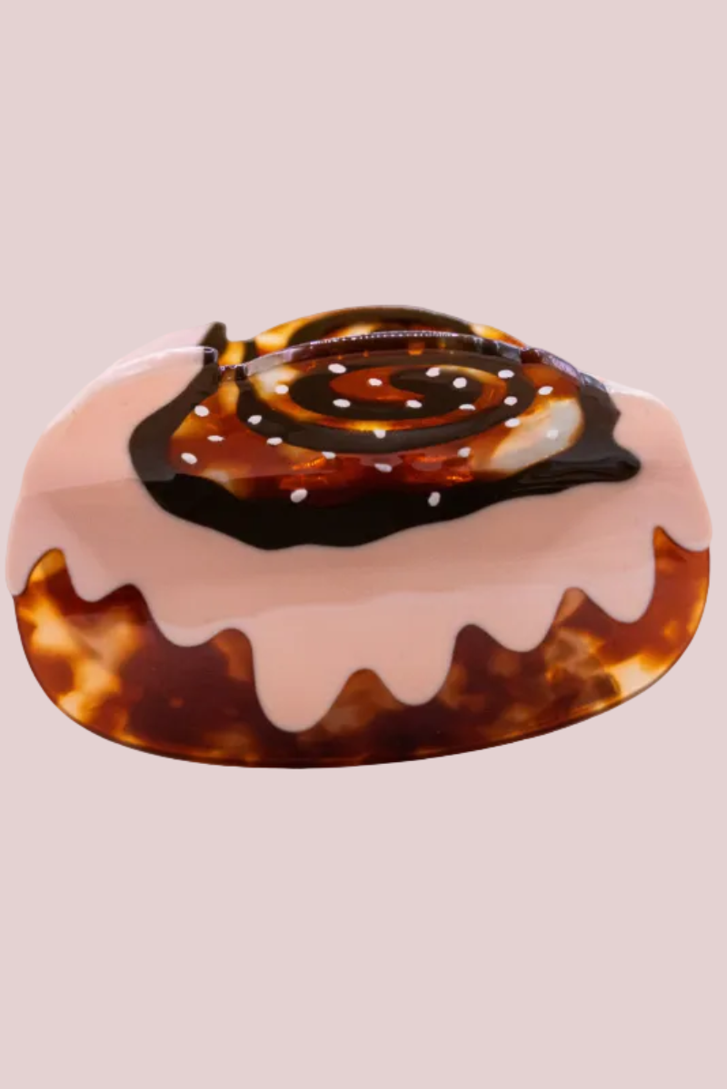 BIENTÔT DISPONIBLE ! Pince à Cheveux Zimtschnecke — Style Suédois et Gourmand - Accessoire Amusant